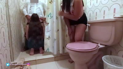 বেলেল্লাপনা পর্ণ